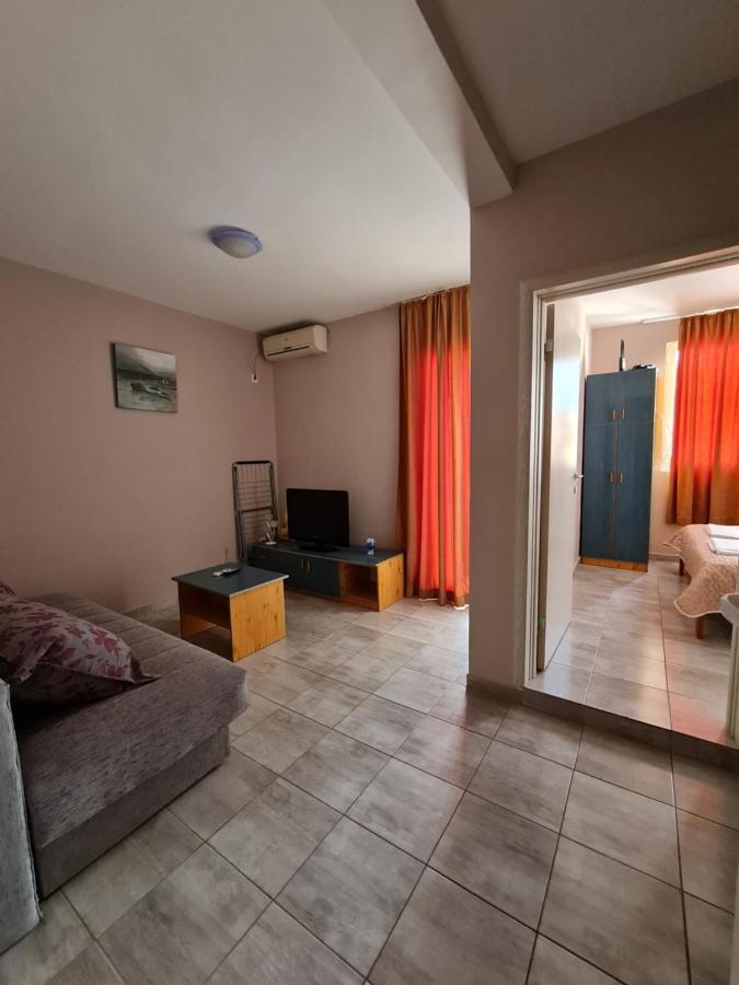 Hibiscus Guest House Budva Eksteriør billede