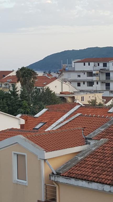 Hibiscus Guest House Budva Eksteriør billede